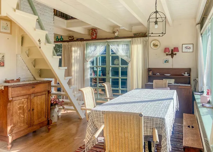 Vakantiehuis 2 Bedroom Cozy In