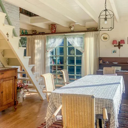 Holiday home 2 Bedroom Cozy In